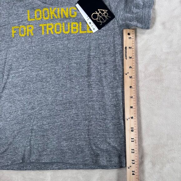 Chaser Brand Boys Size 10 'Looking for Trouble' Graphic T-Shirt Heather Gray New - Picture 6 of 6